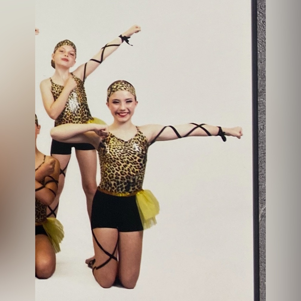 Custom-made /leopard top with black shorts and tutu girls 6 Dance Costume. 💃